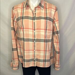 Duluth Trading Co.
Women’s Peach/salmon Plaid Shirt